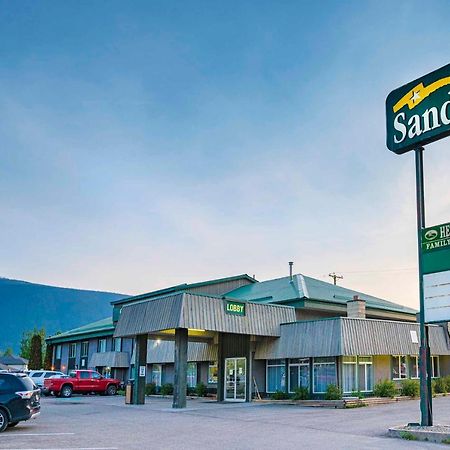 Sandman Inn Mcbride Esterno foto