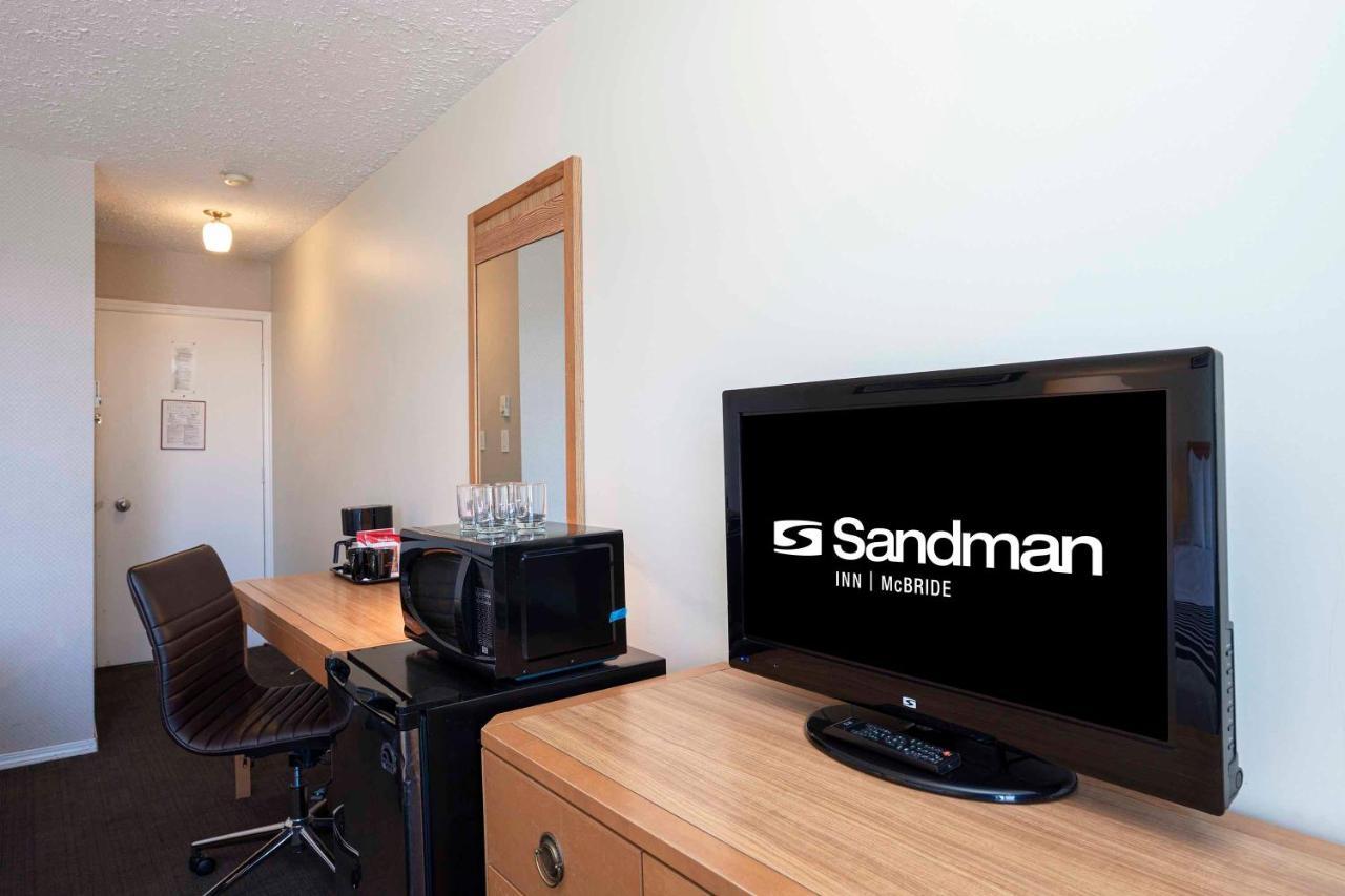 Sandman Inn Mcbride Esterno foto
