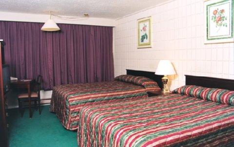 Sandman Inn Mcbride Esterno foto
