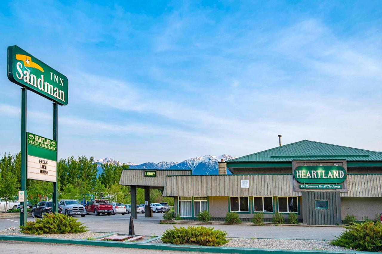 Sandman Inn Mcbride Esterno foto